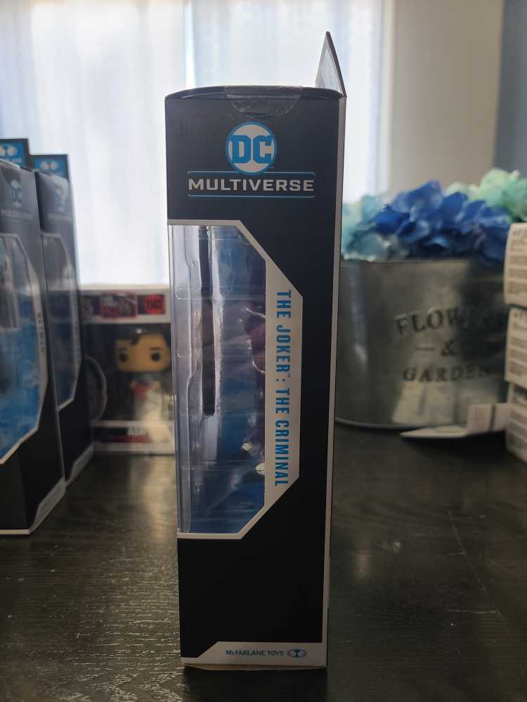 DC Multiverse Three Jokers The Joker: The Criminal - McFarlane Toys™ (Comic Book) action figure collectible - Main Image 2