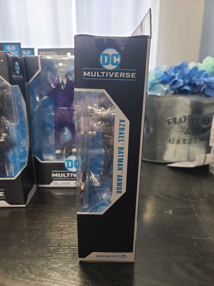 Azrael Batman Armour - Curse of the White Knight - McFarlane Toys™ (Comic Book) action figure collectible - Main Image 2