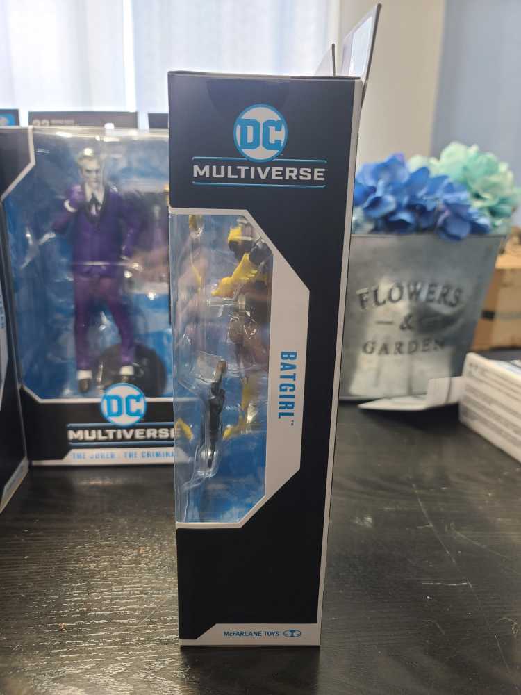 McFarlane DC Multiverse Three Jokers Batgirl - McFarlane Toys™ (Comic Book) action figure collectible - Main Image 2