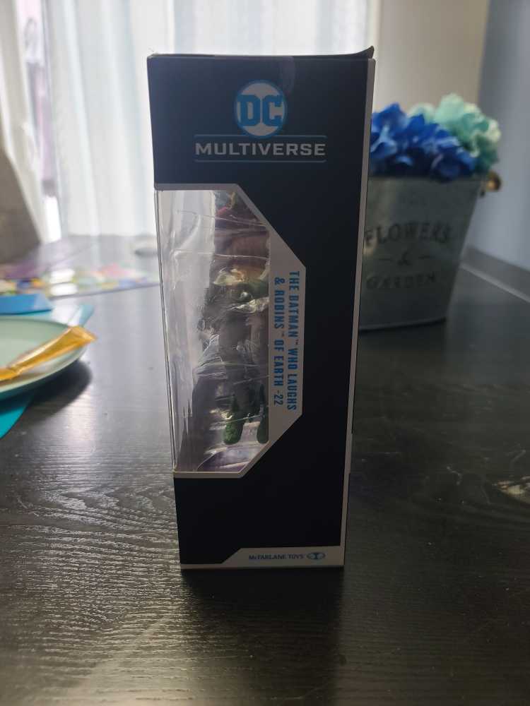 McFarlane DC Multiverse The Batman Who Laughs & Robins of Earth-22 - McFarlane Toys™ (Comic Book) action figure collectible - Main Image 2