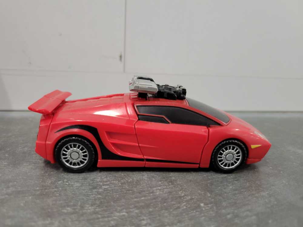 Sideswipe Vehicle Mode - Hasbro (Universe 2.0) action figure collectible - Main Image 3