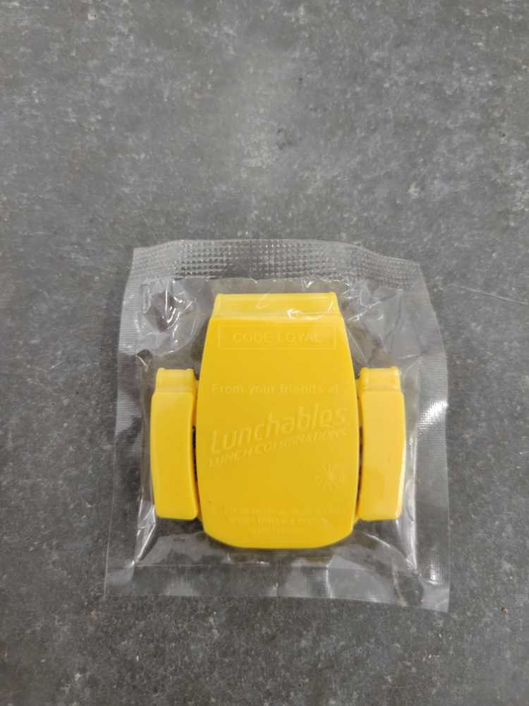 Bumblebee Lunchable (Sealed) - Hasbro (Lunchables) action figure collectible - Main Image 2
