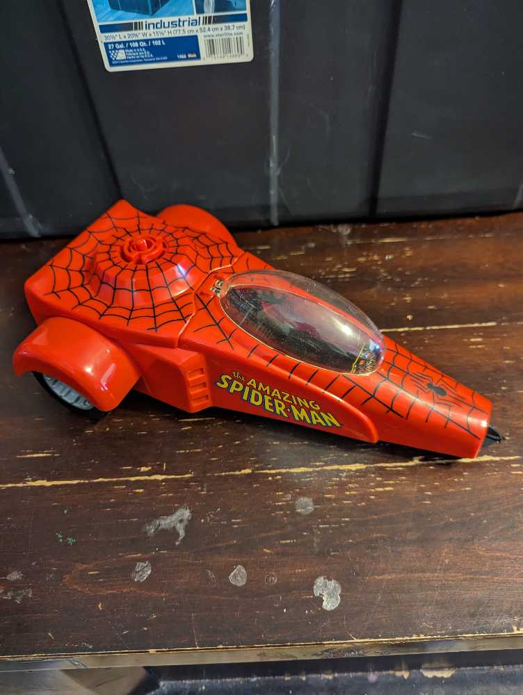 The Spider-Man Dragster - Toy Biz (Marvel Super Heroes) action figure collectible [Barcode 035112048619] - Main Image 2