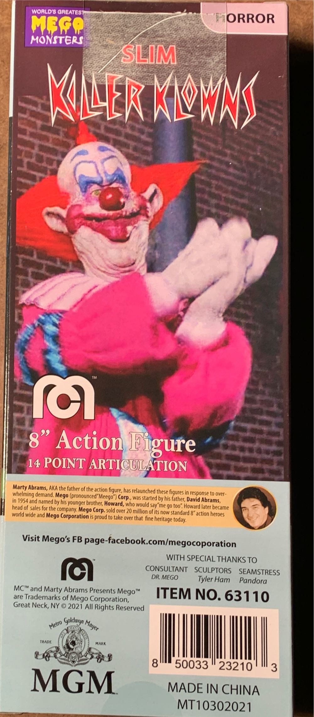 Slim (Walmart Exclusive) - MEGO Corp. (Killer Klowns from Outer Space (1988)) action figure collectible [Barcode 850033232103] - Main Image 3