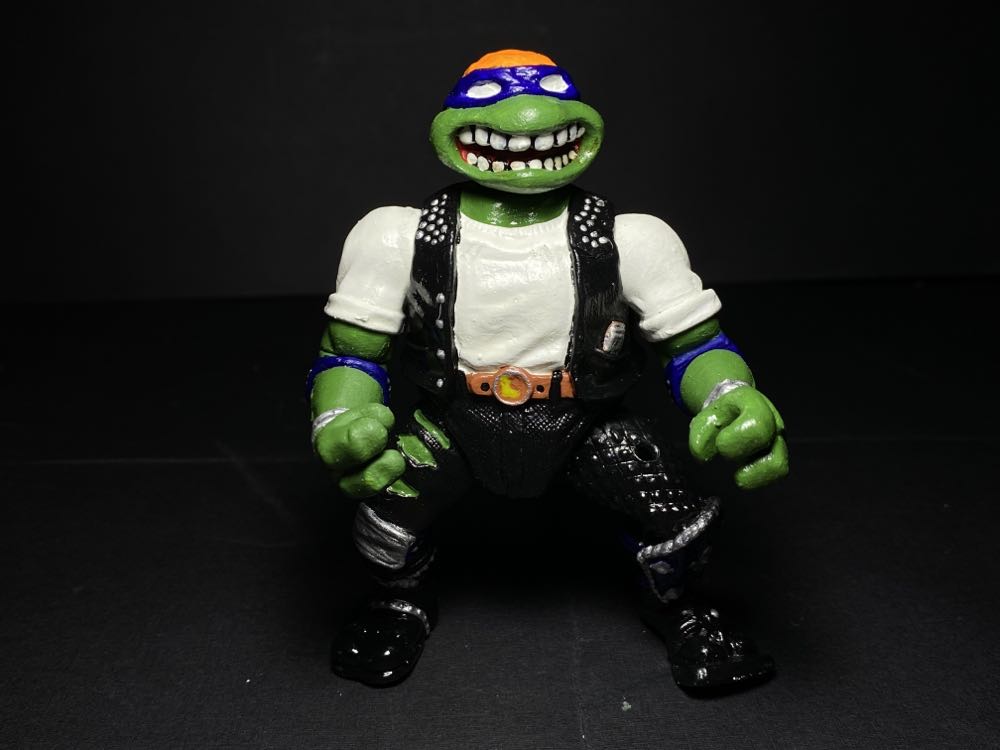 Cruisin’ Leo With Classic Sewer Cycle - Yuno Dyva (Teenage Mutant Ninja Turtles) action figure collectible - Main Image 4