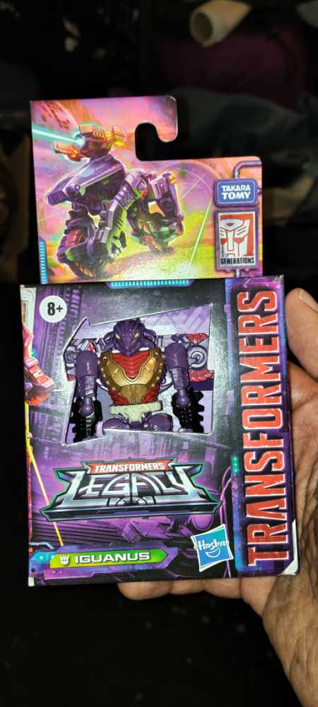 Iguanus - Hasbro (Transformers Legacy) action figure collectible [Barcode 5010993934263] - Main Image 2
