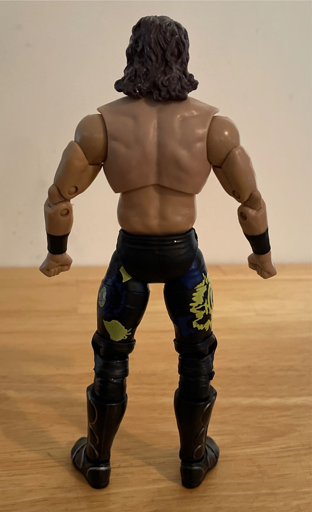 Trent? - Jazwares AEW (AEW Jazwares Unrivaled Collection Series 8) action figure collectible - Main Image 4