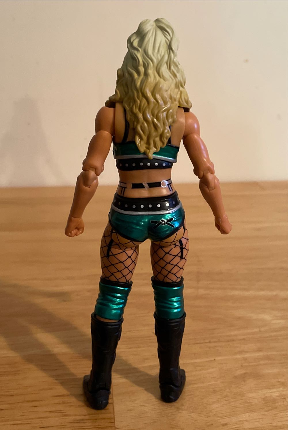 Tay Conti - Jazwares AEW (AEW Jazwares Unmatched Collection Series 2) action figure collectible - Main Image 2