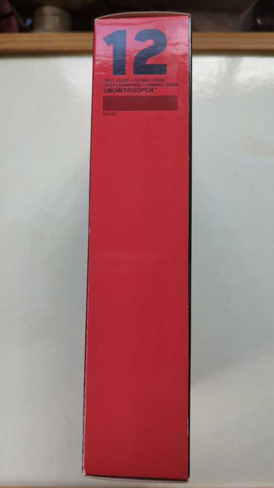 First Order Snowtrooper - Disney / Hasbro (Star Wars Black Series 6” Hasbro) action figure collectible [Barcode 5010994916589] - Main Image 3