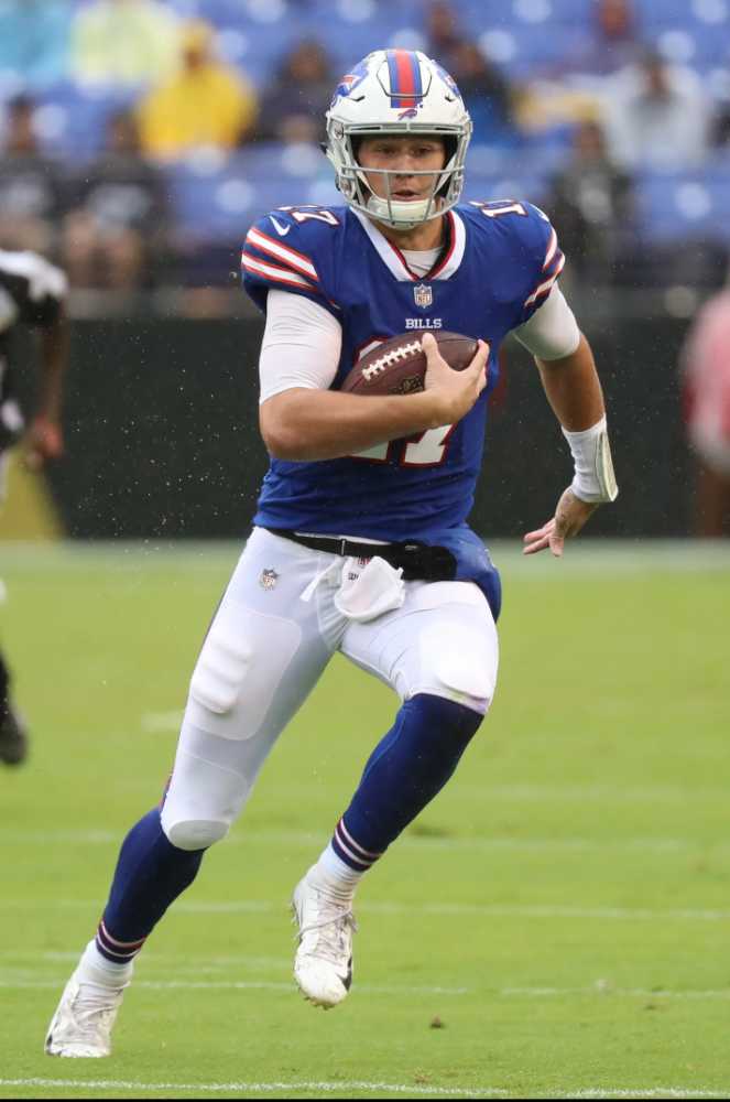 NFL Dragon Series 1 Football Josh Allen Buffalo Bills - Import Dragon (Buffalo Bills) action figure collectible [Barcode 672781014912] - Main Image 4