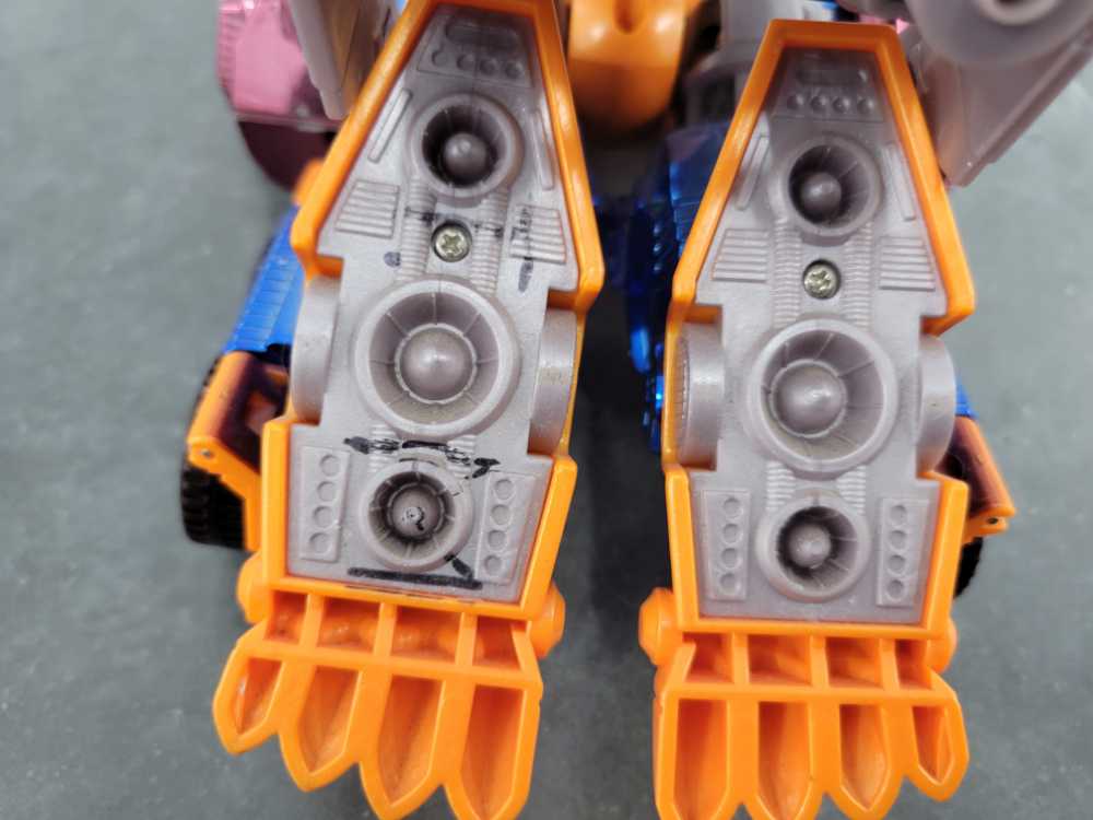 Optimal Optimus 3rd - Hasbro (Beast Wars) action figure collectible - Main Image 4