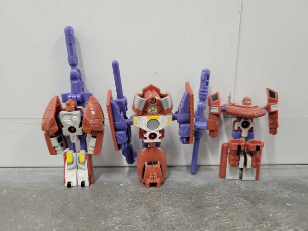 Waterlog (Robot Mode) Sea Team - Hasbro (Armada) action figure collectible - Main Image 4