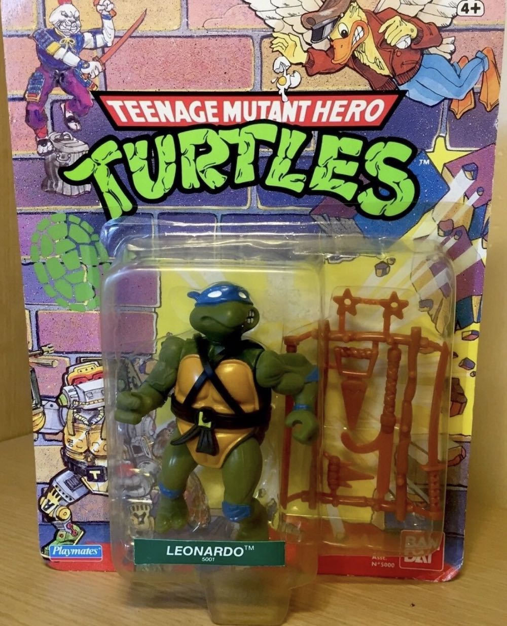 Playmates TMNT “Leonardo” - Playmates (Teeange Mutant Ninja Turtles) action figure collectible - Main Image 3