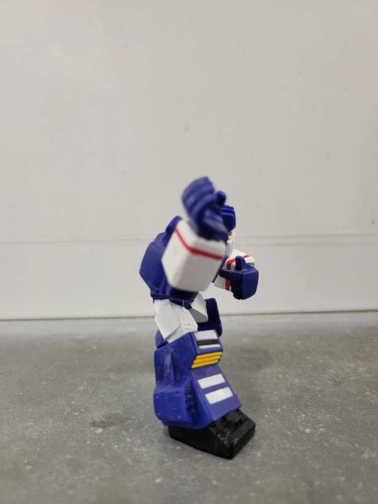 Soundwave And Bumblebee - Hasbro (Robot Heroes) action figure collectible - Main Image 2