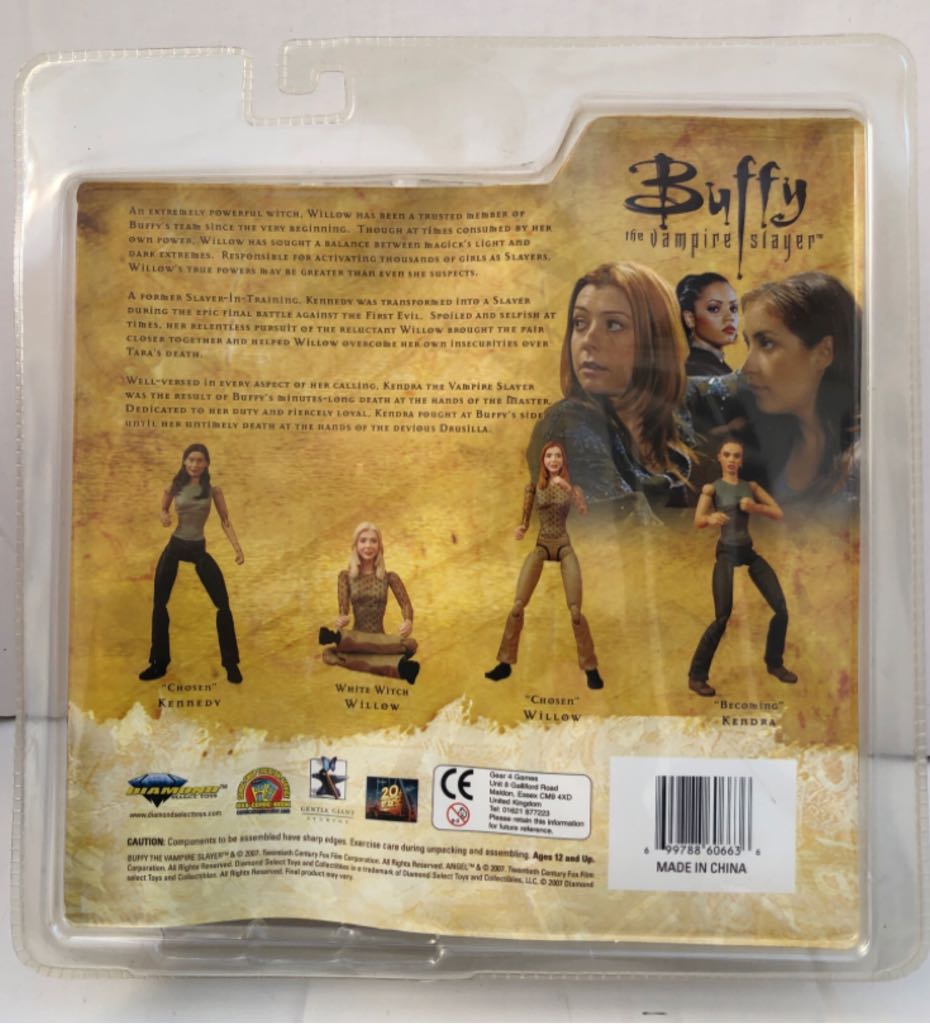 Willow (Chosen) - Diamond Select (Buffy) (Buffy The Vampire Slayer) action figure collectible - Main Image 2