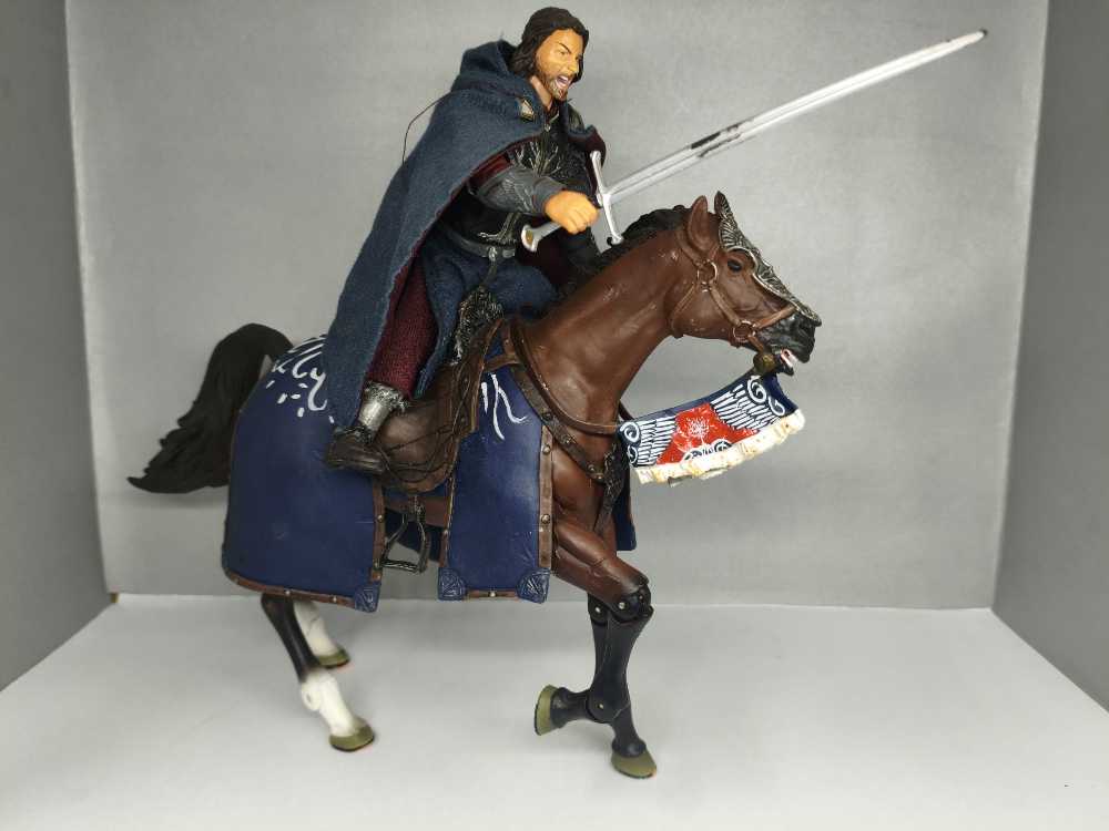 (B) Aragorn (Brego) - TOYBIZ (Lord Of The Rings) (Lord Of The Rings) action figure collectible - Main Image 3