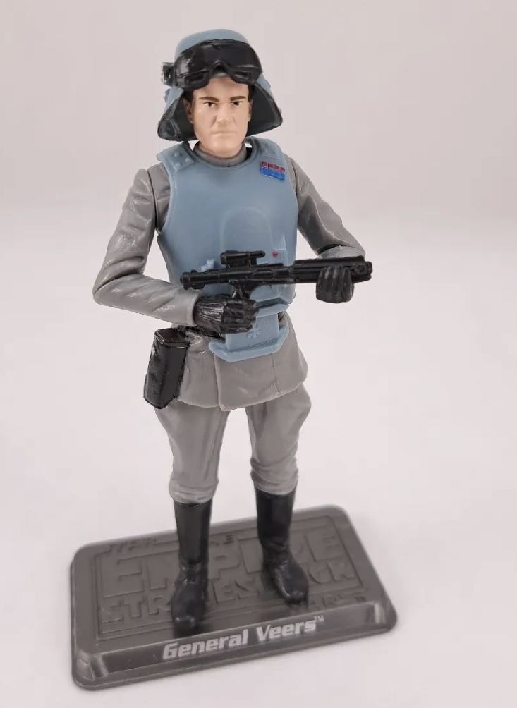 General Veers - Hasbro (Star Wars The Saga Collection) (Star Wars) action figure collectible - Main Image 3