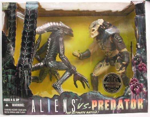 Alien vs Predator 12” Alien Figure - Kenner (AVP - Alien vs Predator) action figure collectible - Main Image 3