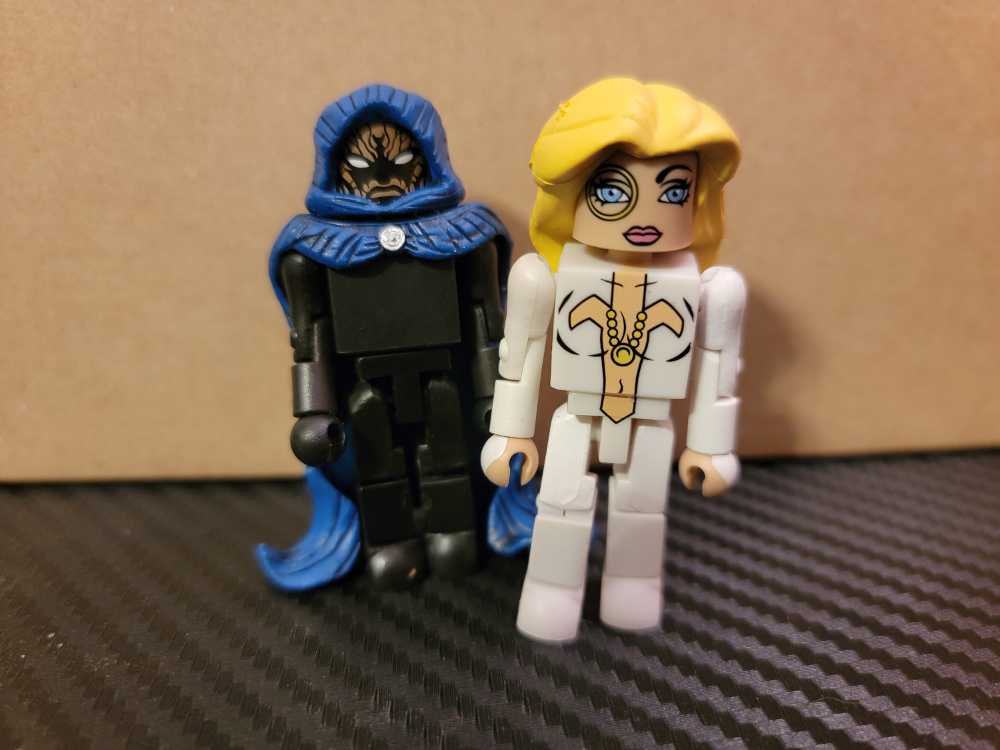 Cloak and Dagger - Diamond Select (Marvel: Minimates) action figure collectible [Barcode 699788719091] - Main Image 2