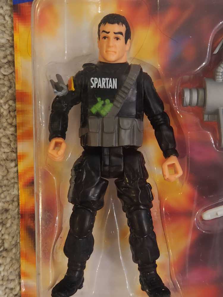 Spartan (Combat Cannon) - Mattel (Demolition Man) action figure collectible [Barcode 074299111105] - Main Image 3