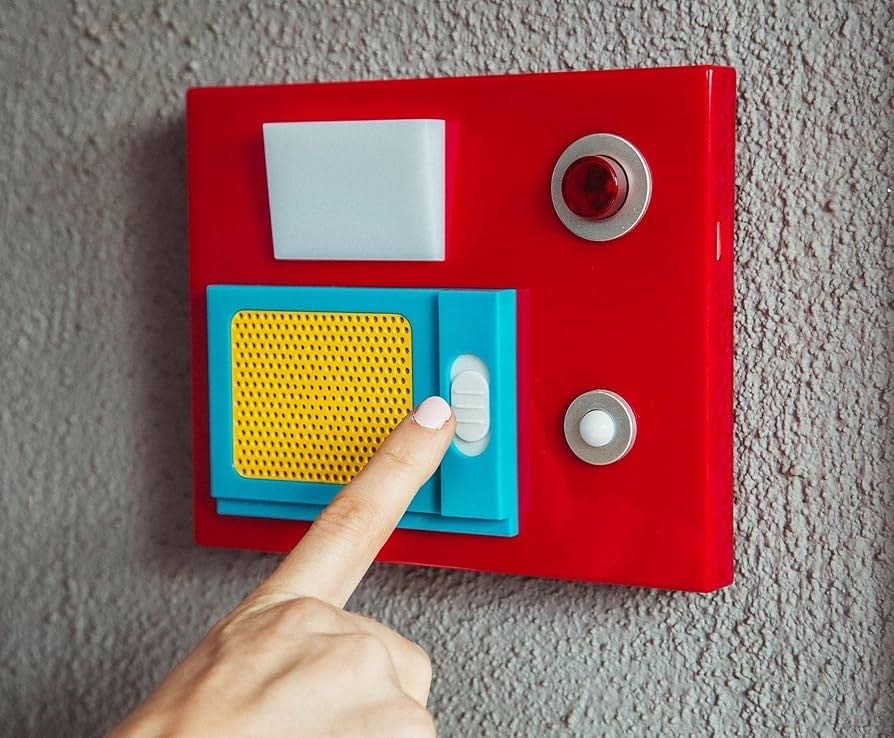 U.S.S. Enterprise Door Chime - UKON!C (Star Trek The Original Series) action figure collectible [Barcode 886388167470] - Main Image 2