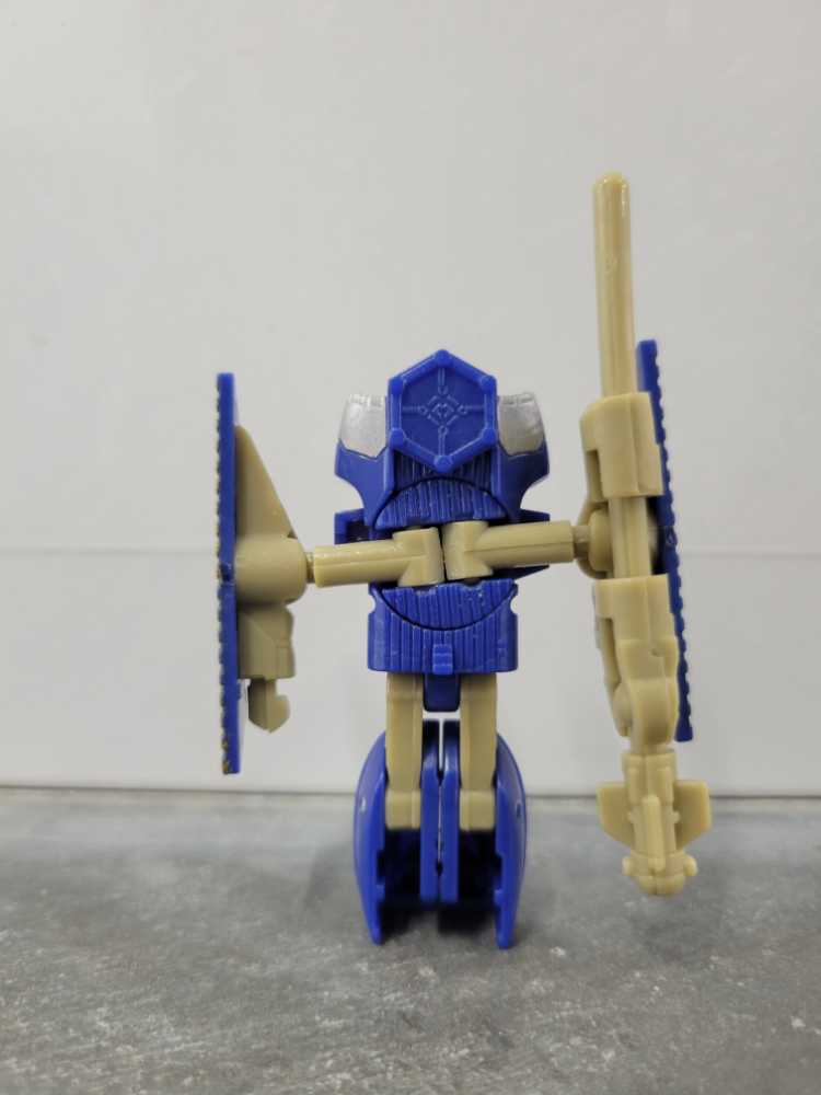 Oceanglide (Robot Mode) Sea Team Recolor - Hasbro (Armada) action figure collectible - Main Image 3
