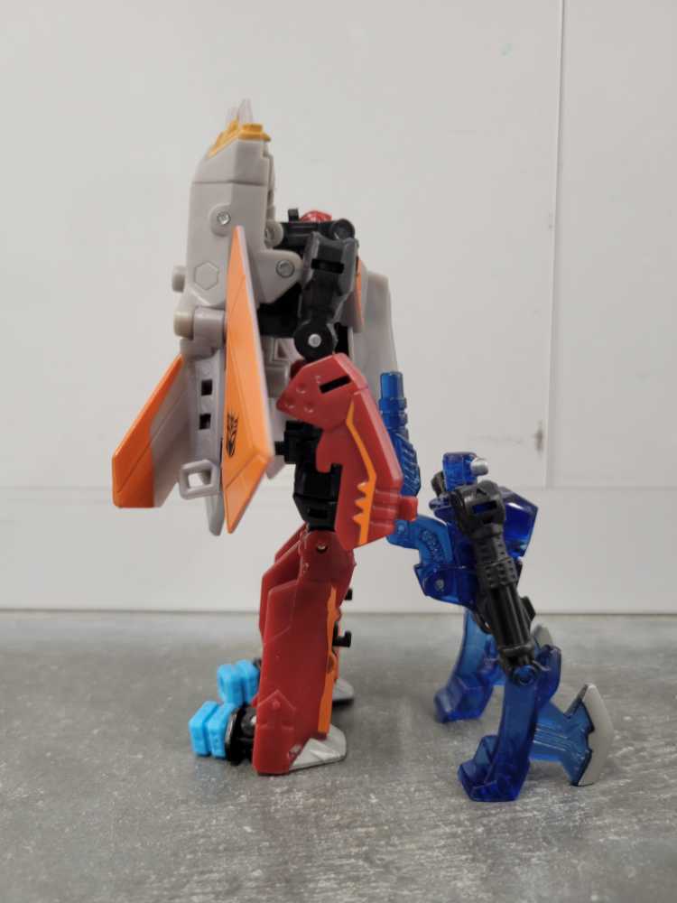 Darkstream with Razorbeam - Hasbro (Power Core Combiners) action figure collectible - Main Image 2