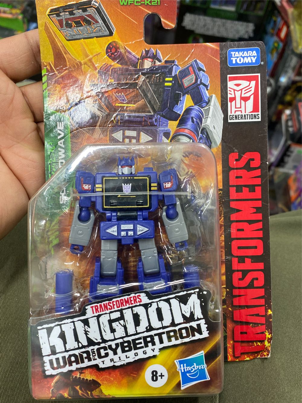 Autobot Skids: Transformers Legacy Deluxe Class   