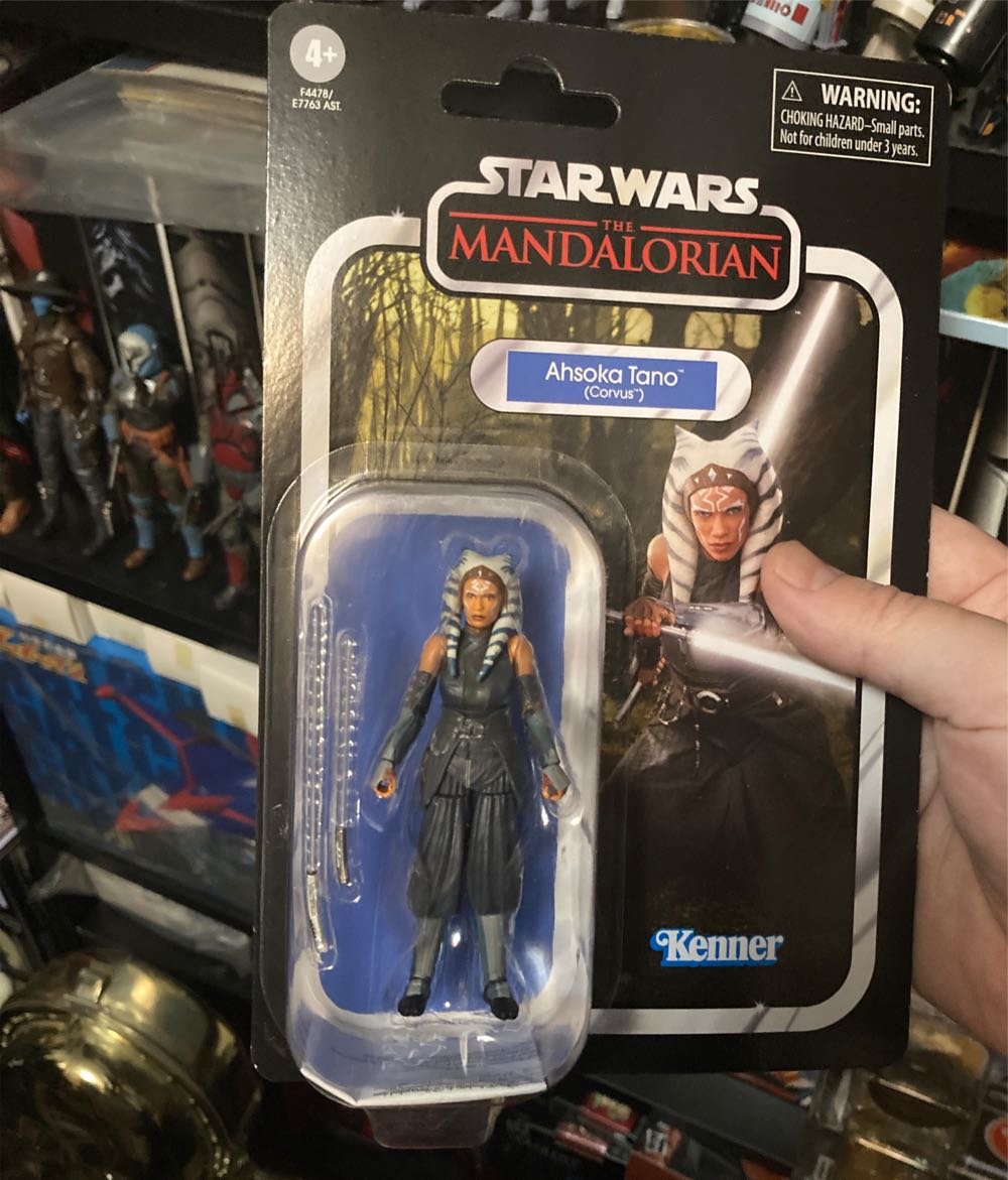 Ahsoka Tano - Corvus - Hasbro/Kenner (Star Wars Vintage Collection) action figure collectible [Barcode 5010993981854] - Main Image 4