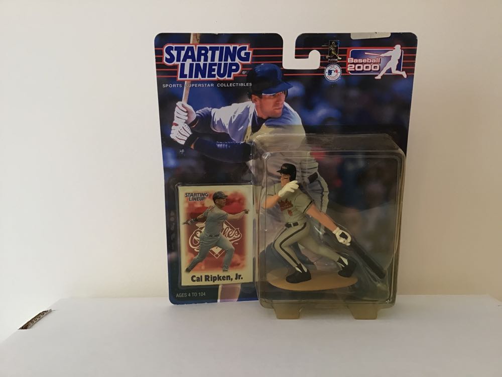 Mezco Ldd Presents Chucky And Tiffany Figures Box Set