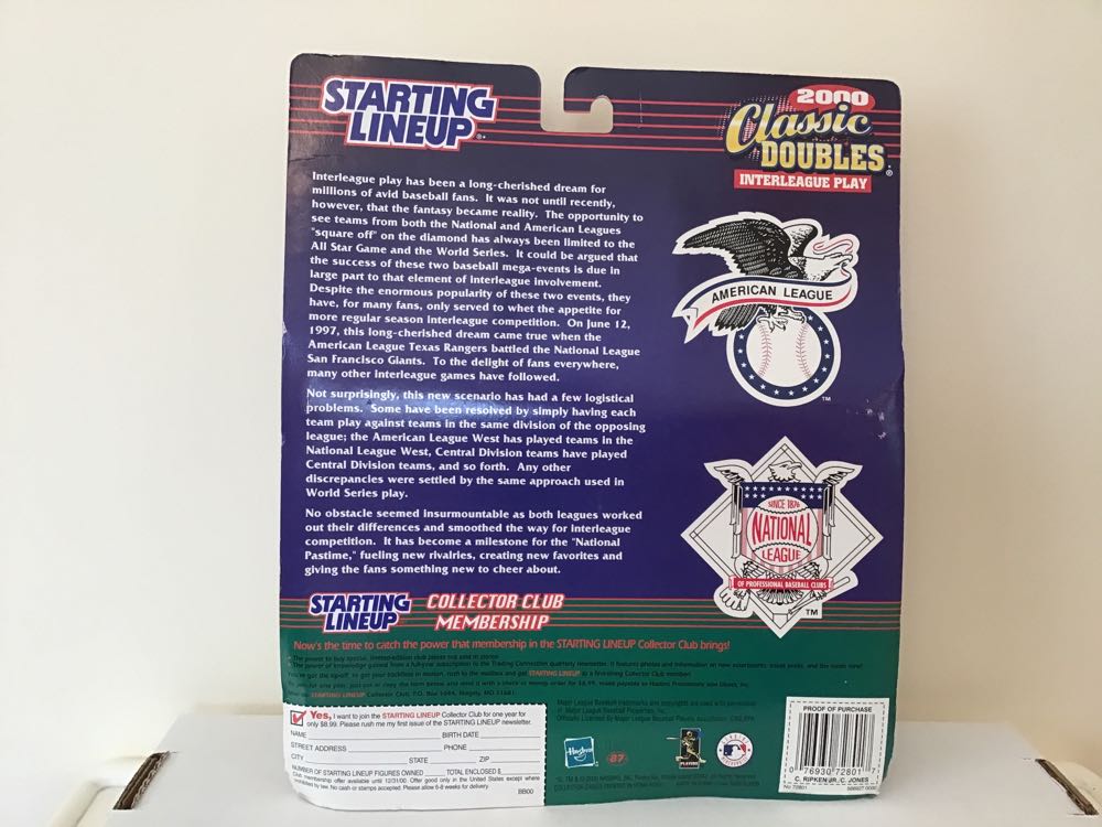 Cal Ripken, Jr. / Chipper Jones - Kenner (Classic Doubles) action figure collectible - Main Image 2