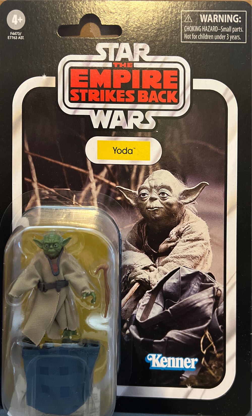 Yoda VC218 - Hasbro (Star Wars - The Empire Strikes Back) action figure collectible [Barcode 5010993981861] - Main Image 4