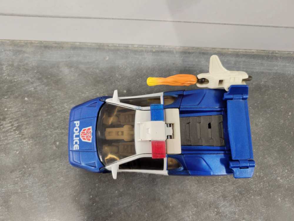 Prowl Super 3rd Vehicle Mode - Hasbro (Robots In Disguise RID) action figure collectible - Main Image 2