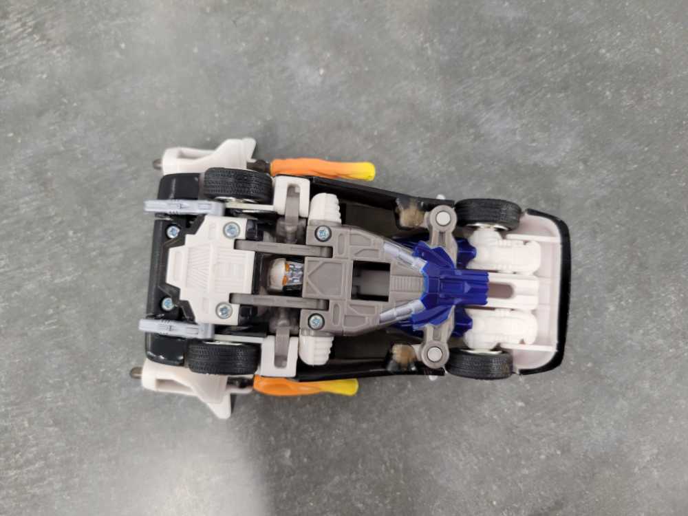 Prowl 3rd Vehicle Mode - Hasbro (Robots In Disguise RID) action figure collectible - Main Image 4