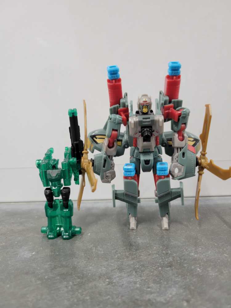 Windburn with Darkray - Hasbro (Power Core Combiners) action figure collectible - Main Image 2