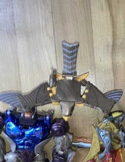 Airazor 2nd Missing Beak - Hasbro (Beast Wars) action figure collectible - Main Image 4