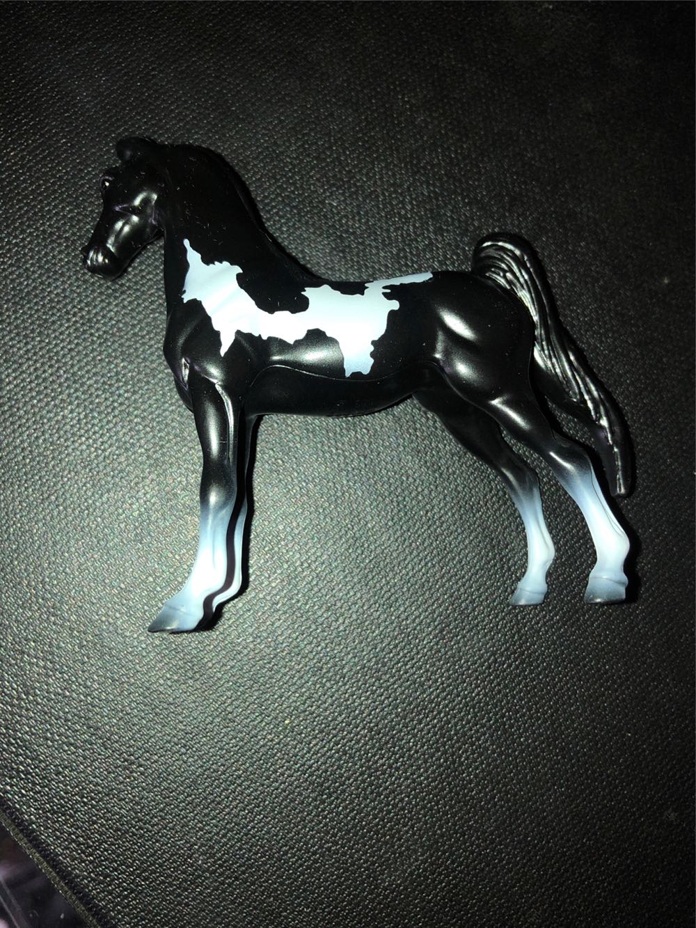 Pinto - Breyer Animal Creations action figure collectible [Barcode 019756069643] - Main Image 4