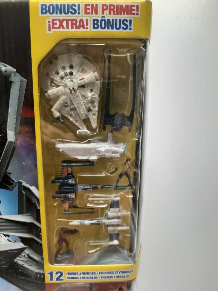 Star Destroyer (With Bonus)  (Star Wars: Micro Machines) action figure collectible [Barcode 630509368303] - Main Image 3