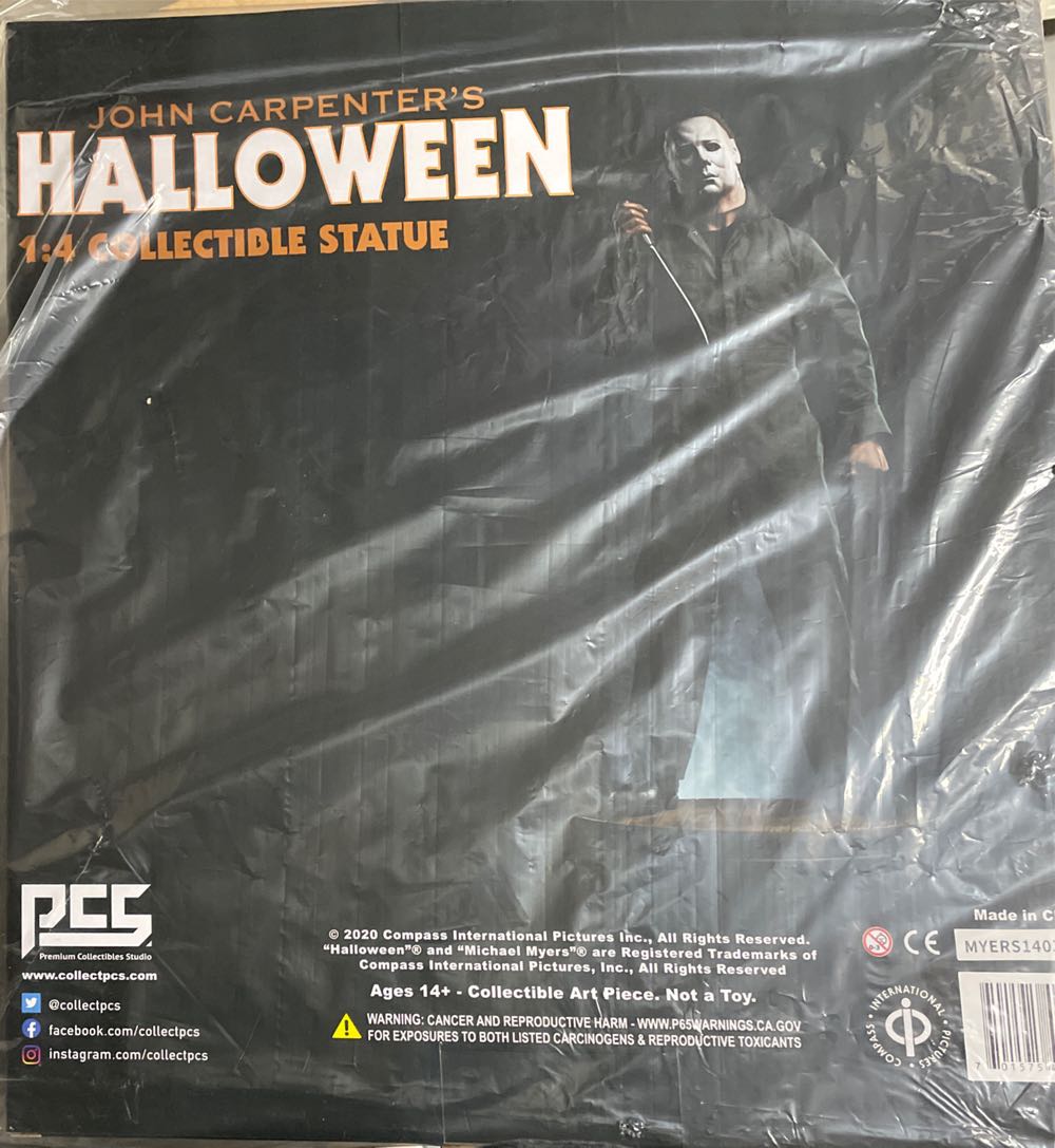 1:4 PCS: Halloween Michael Myers Silver Screen Statue - Premium Collectibles Studio (Halloween) action figure collectible [Barcode 701575417551] - Main Image 2