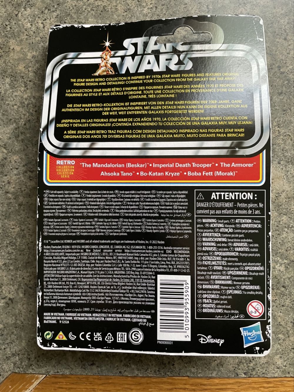 Retro Star Wars : Ahsoka Tano - Hasbro/Kenner (Star Wars: The Mandalorian) action figure collectible [Barcode 5010993955909] - Main Image 3
