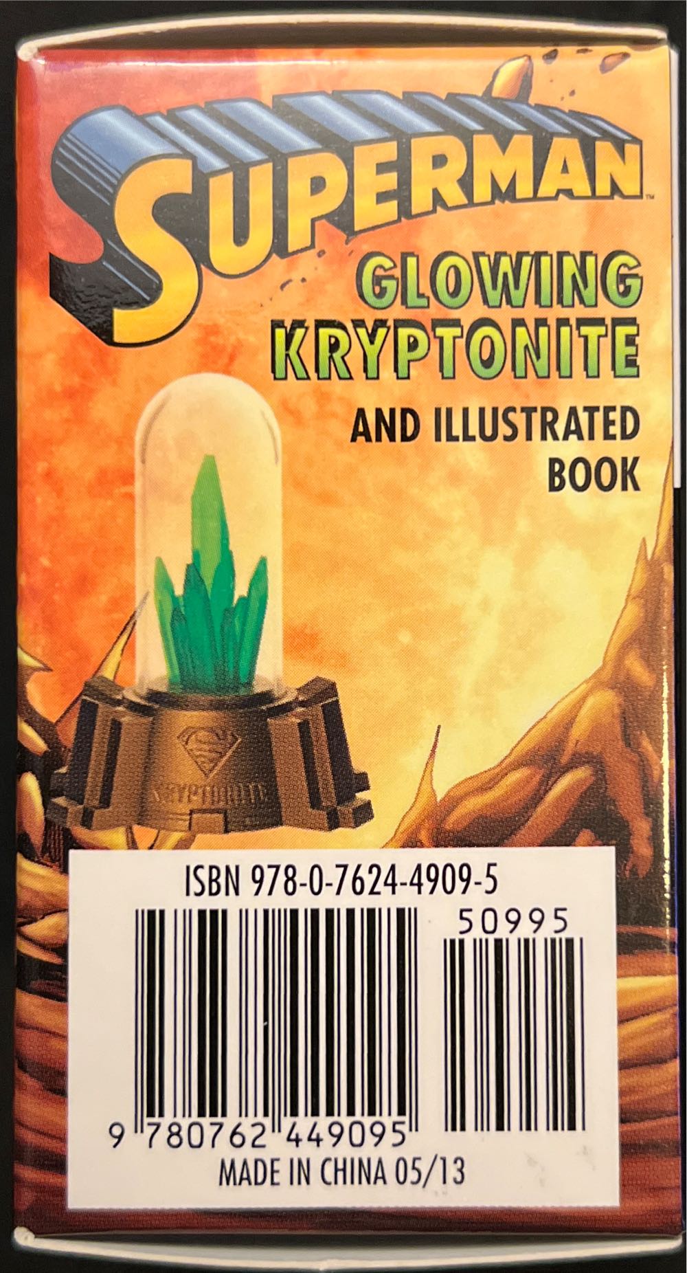 Superman: Glowing Kryptonite And Illustrated Book Rp Minis - Running Press (Superman Series) action figure collectible [Barcode 9780762449095] - Main Image 4