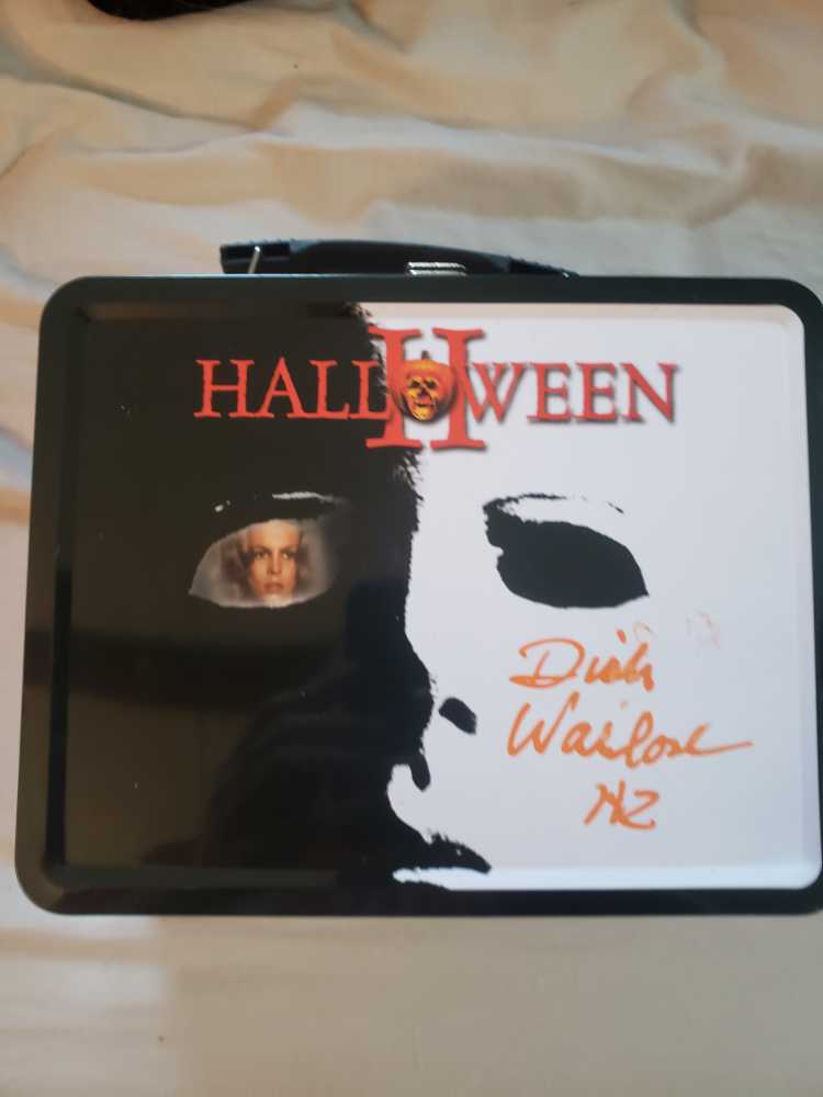 Finger Creature 1:1 Scale Prop Replica