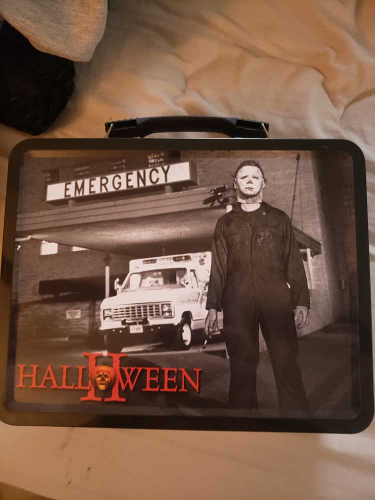 Factory Entertainment Halloween 2 Tin Tote Various 6”  action figure collectible [Barcode 5060224082997] - Main Image 2
