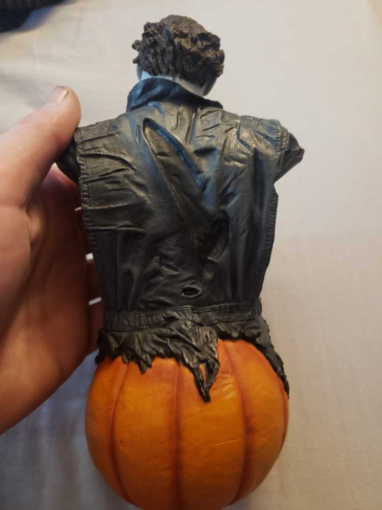 Neca Halloween Mini Bust  action figure collectible - Main Image 3