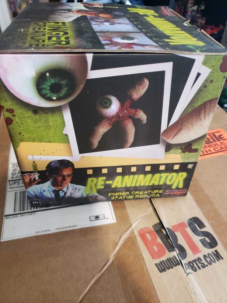 Finger Creature 1:1 Scale Prop Replica - Amok Time (Re-Animator) action figure collectible [Barcode 893364002779] - Main Image 2