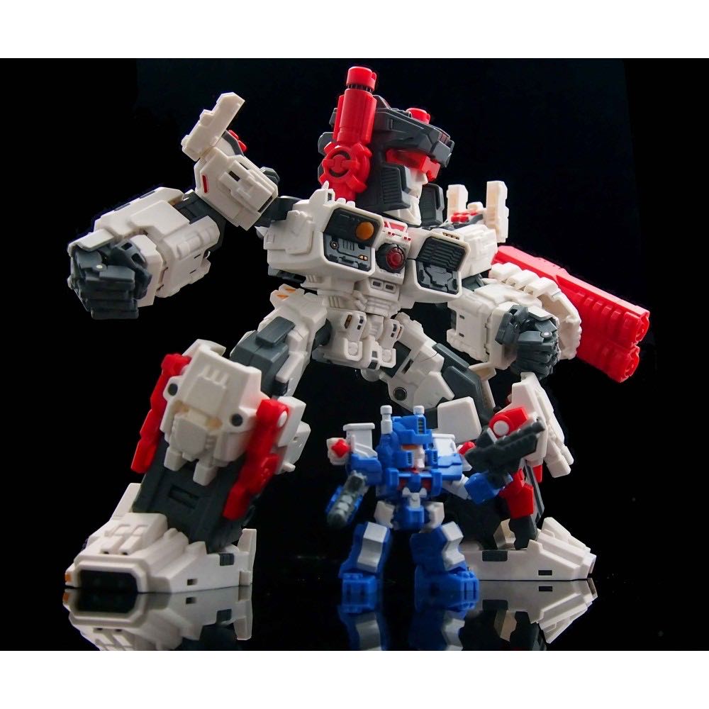 Warthog With Arbiter & Master Chief Gamestop Exclusive Halo 20 Years