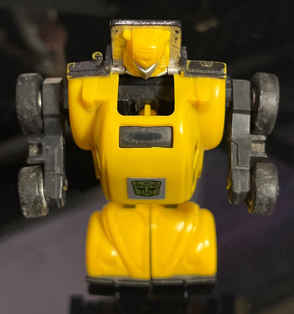 Transformers (Original): Bumblebee - Hasbro (Transformers G1) action figure collectible - Main Image 2