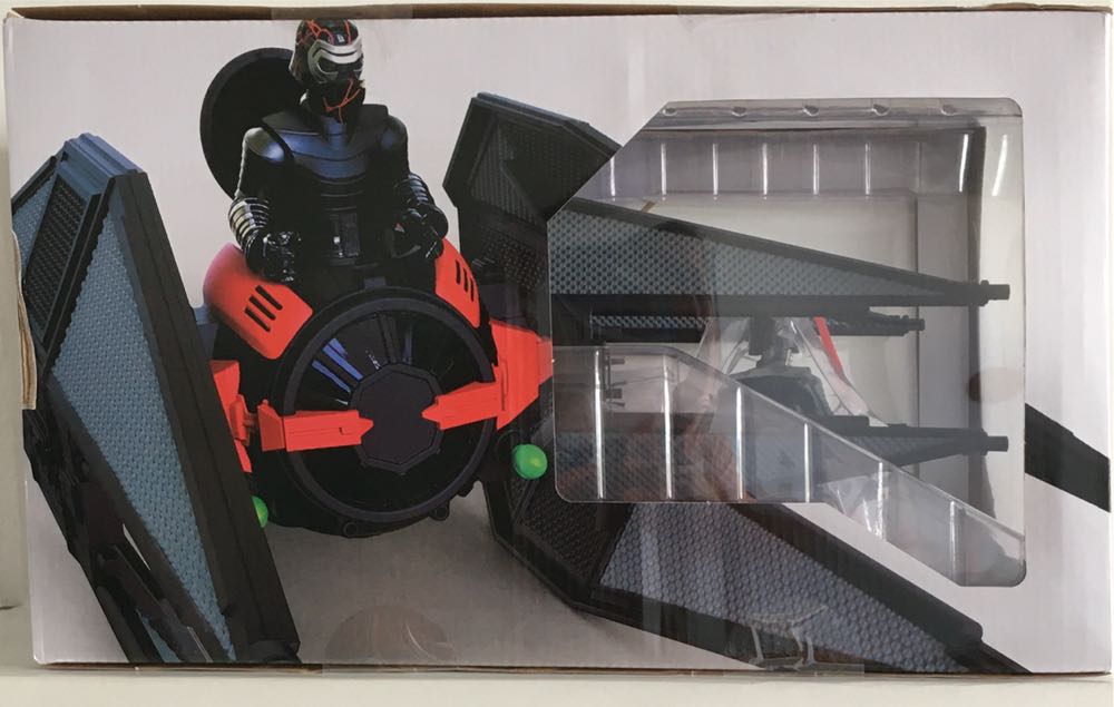 The Fighter with Kylo Ren  (Toybox Playset) action figure collectible - Main Image 4