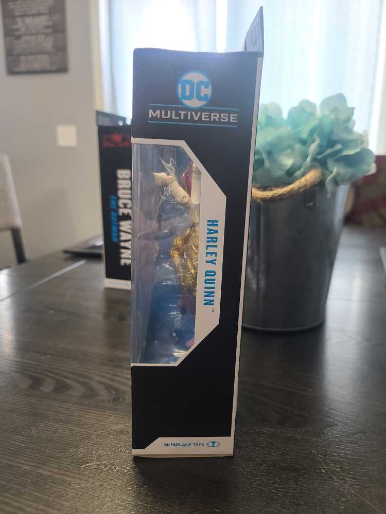 Harley Quinn (Birds Of Prey) - McFarlane Toys™ (DC Multiverse (McFarlane)) action figure collectible - Main Image 2