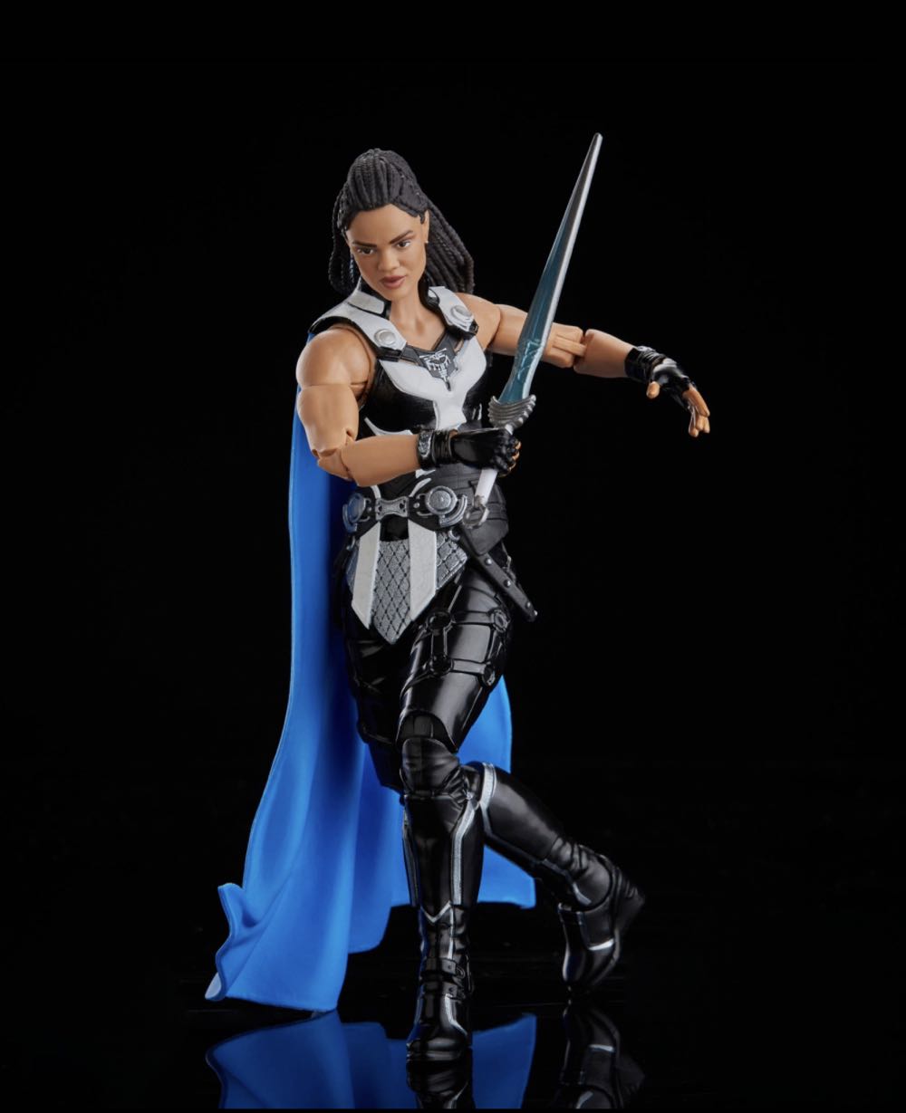 Valkyrie - Hasbro (Marvel Legends) action figure collectible [Barcode 5010993964345] - Main Image 4